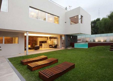 Casa minimalista con piscina Casa minimalista con piscina