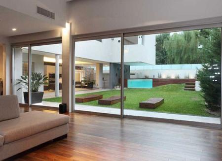 Casa minimalista con piscina Casa minimalista con piscina