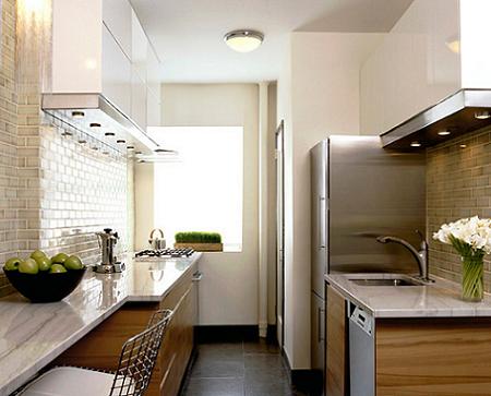 Cocina pequeña y estrecha, bien resulta Cocina pequeña y estrecha, bien resulta