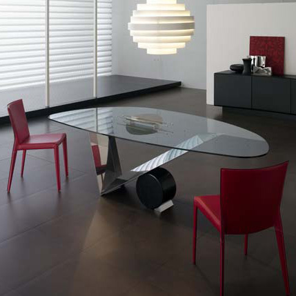 Mesa de comedor, de diseño, de la firma Cattelan Italia