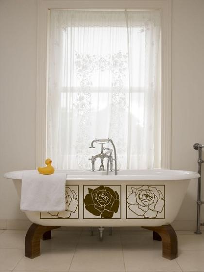 Vinilos para el cuarto del baño: en la bañera rosas_etsy.jpg