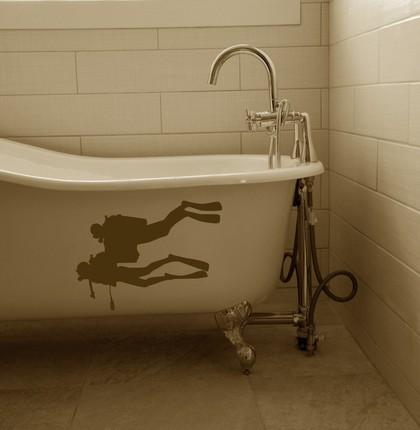 Vinilos para el cuarto del baño: en la bañera submarinista_etsy.jpg